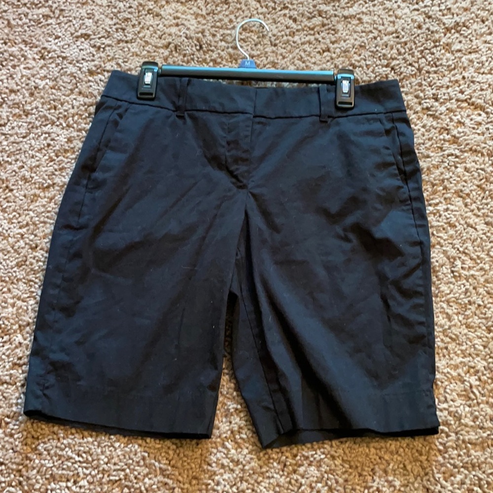 NWOT Ann Taylor Bermuda shorts size 8P
